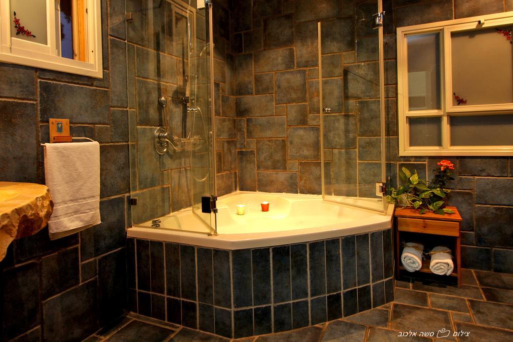 Golan Rooms At Sagi Family Country Lodging Ramot Bagian luar foto