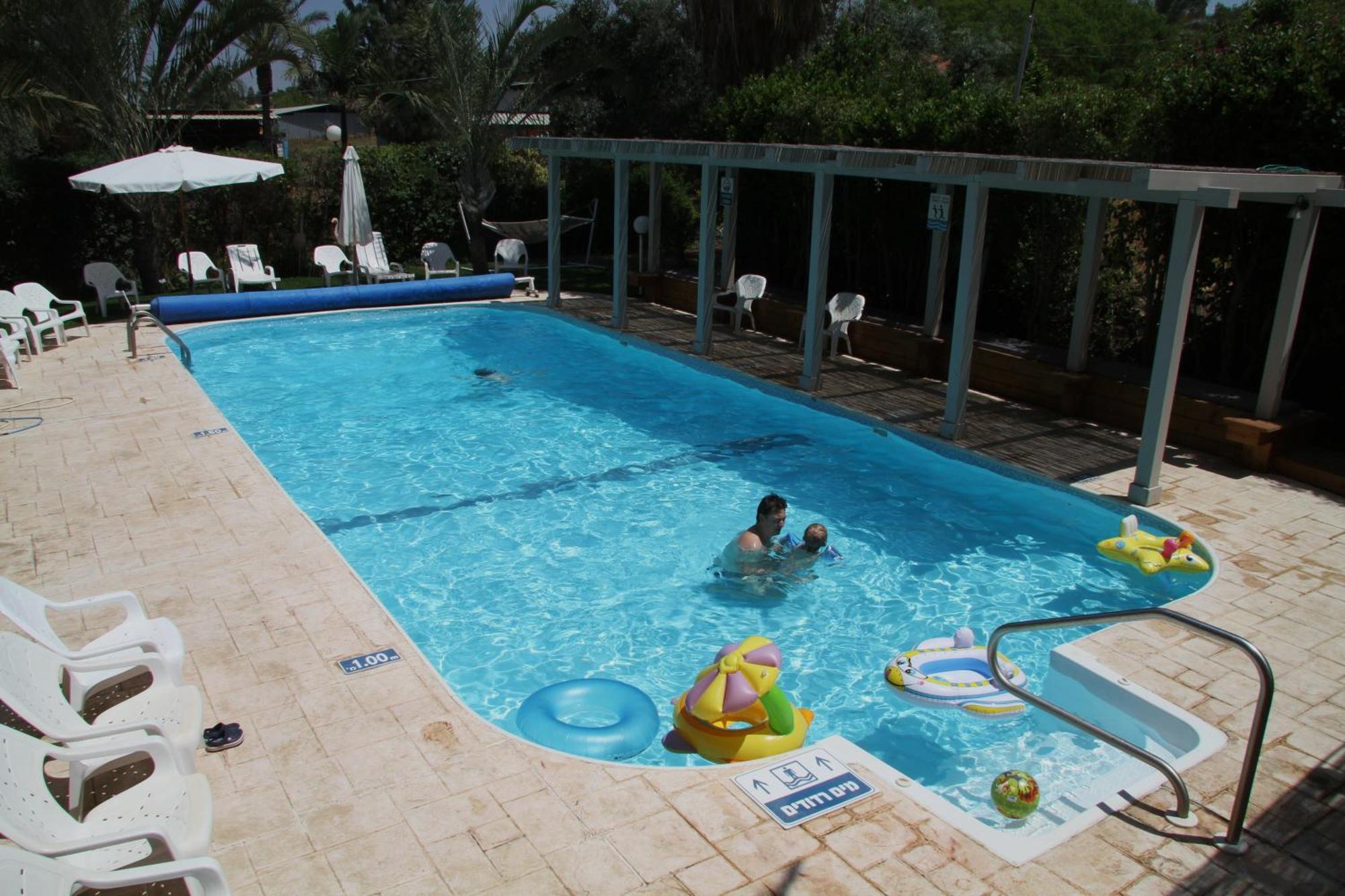 Golan Rooms At Sagi Family Country Lodging Ramot Bagian luar foto