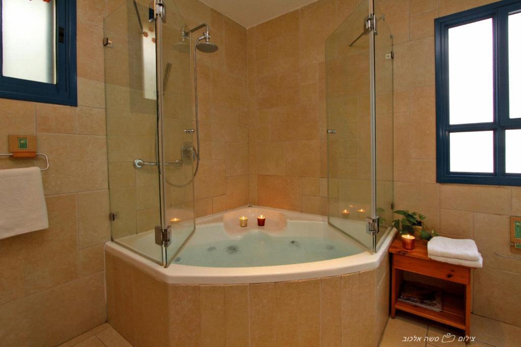 Golan Rooms At Sagi Family Country Lodging Ramot Bagian luar foto
